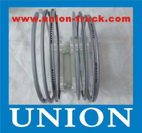 Komatsu S4d102e-1 Engine Parts Piston Ring Set 6731-31-2290