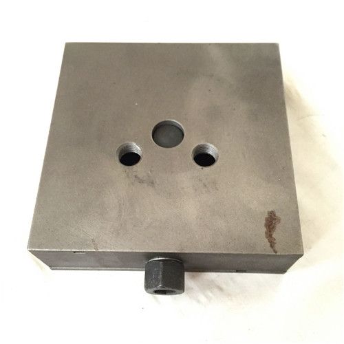 Adjusting Pad Iron Made of Iron Casting (5000)