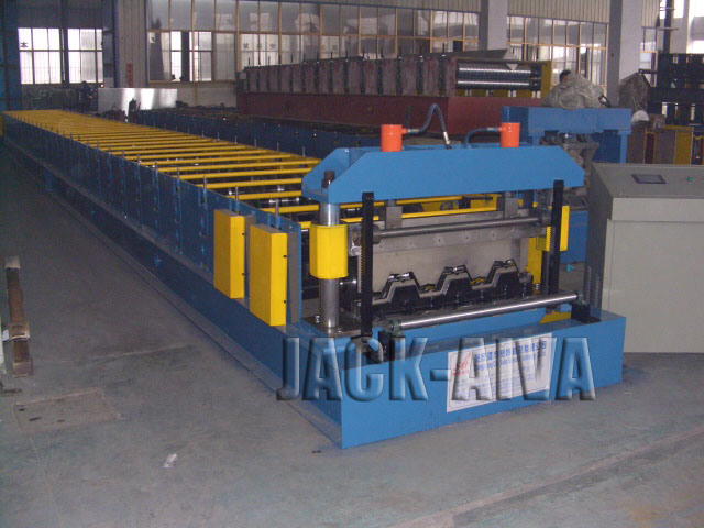 Floor Decking Panel Roll Forming Machine