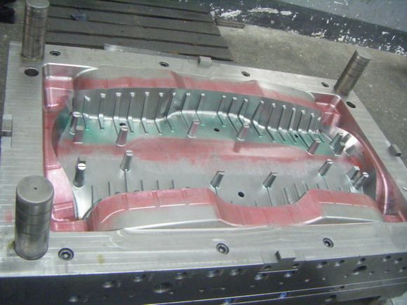 Automotive Mould (01)