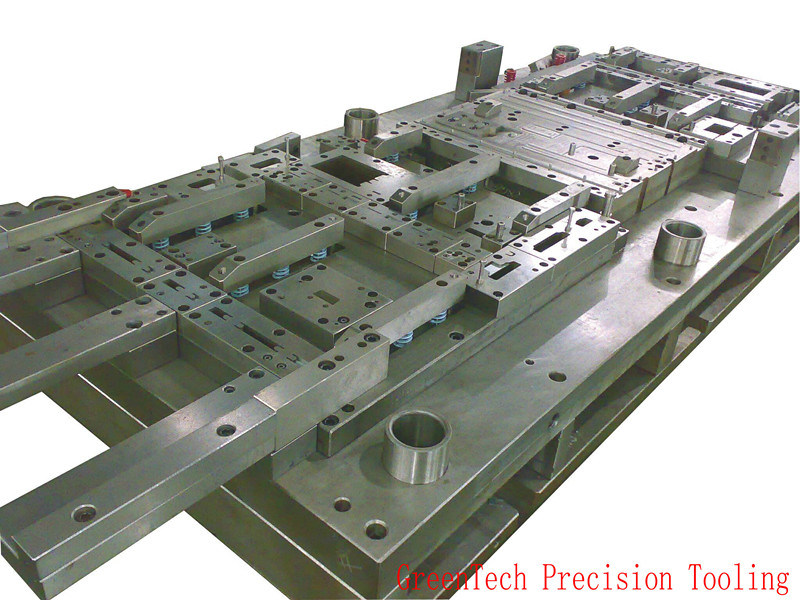 Precision Progressive Die 07