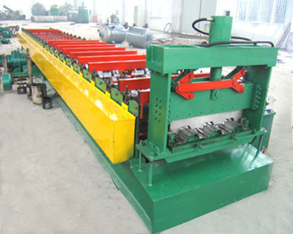 Metal Deck Roll Forming Machine